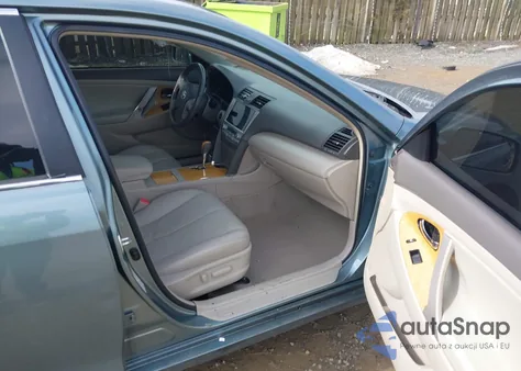 2007 Toyota Camry Xle V6 z USA, uszkodzony, nr VIN 4T1BK46KX7U516867